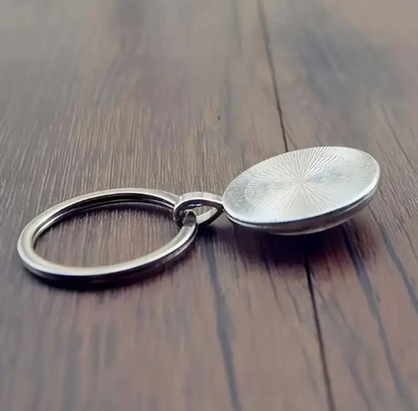 Retro agricultural tractor key - Heavy Equipment Keychain ulasan dan harga